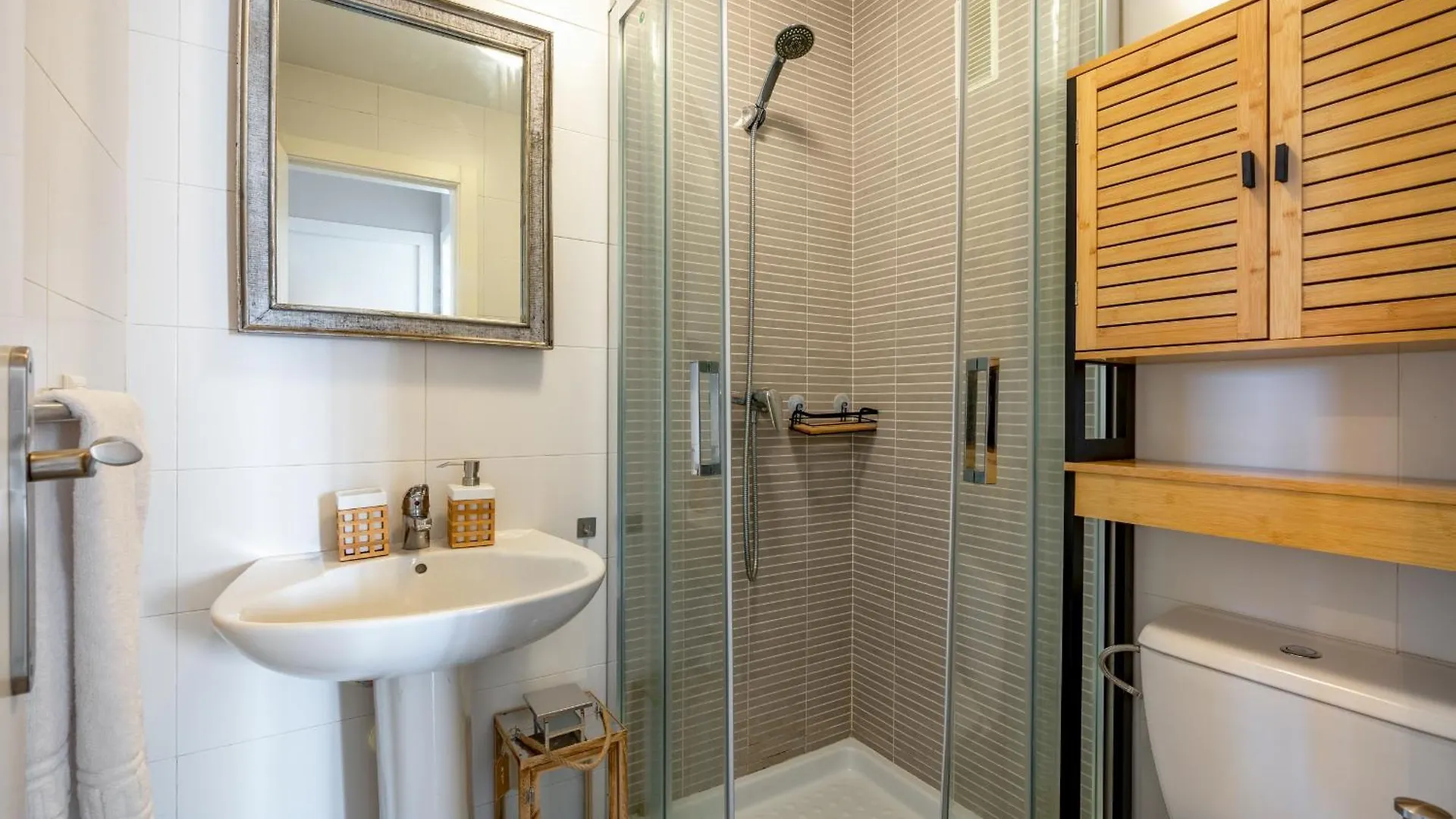 Bonito Apartamento En La Playa Con Piscina Torrenueva  Spain