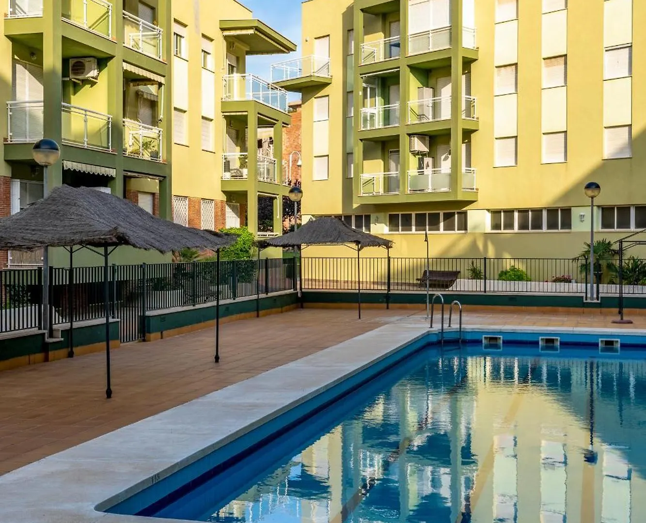 Bonito Apartamento En La Playa Con Piscina Torrenueva  0*, Torrenueva (Andalusia)